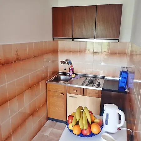 Apartment With Parking Space Starigrad, Paklenica - 25510
