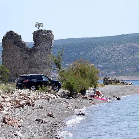 Apartment With Parking Space Starigrad, Paklenica - 25510 *